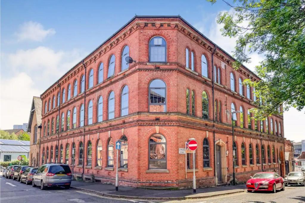 5 Mins Walk From Centre, Spacious City Apt, Open-Plan Nottingham Exterior foto